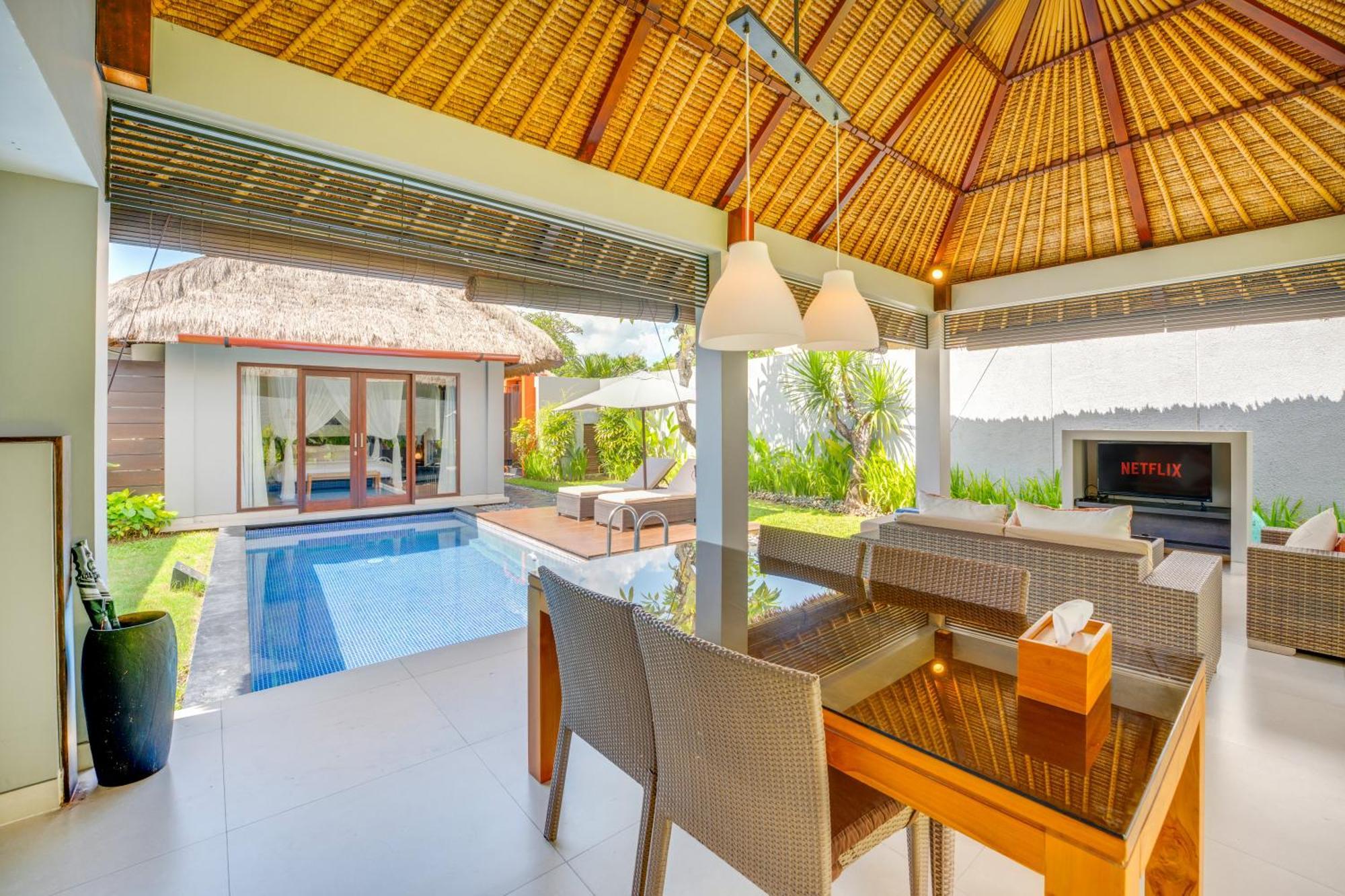 विला Jerami & Seminyak (Bali)